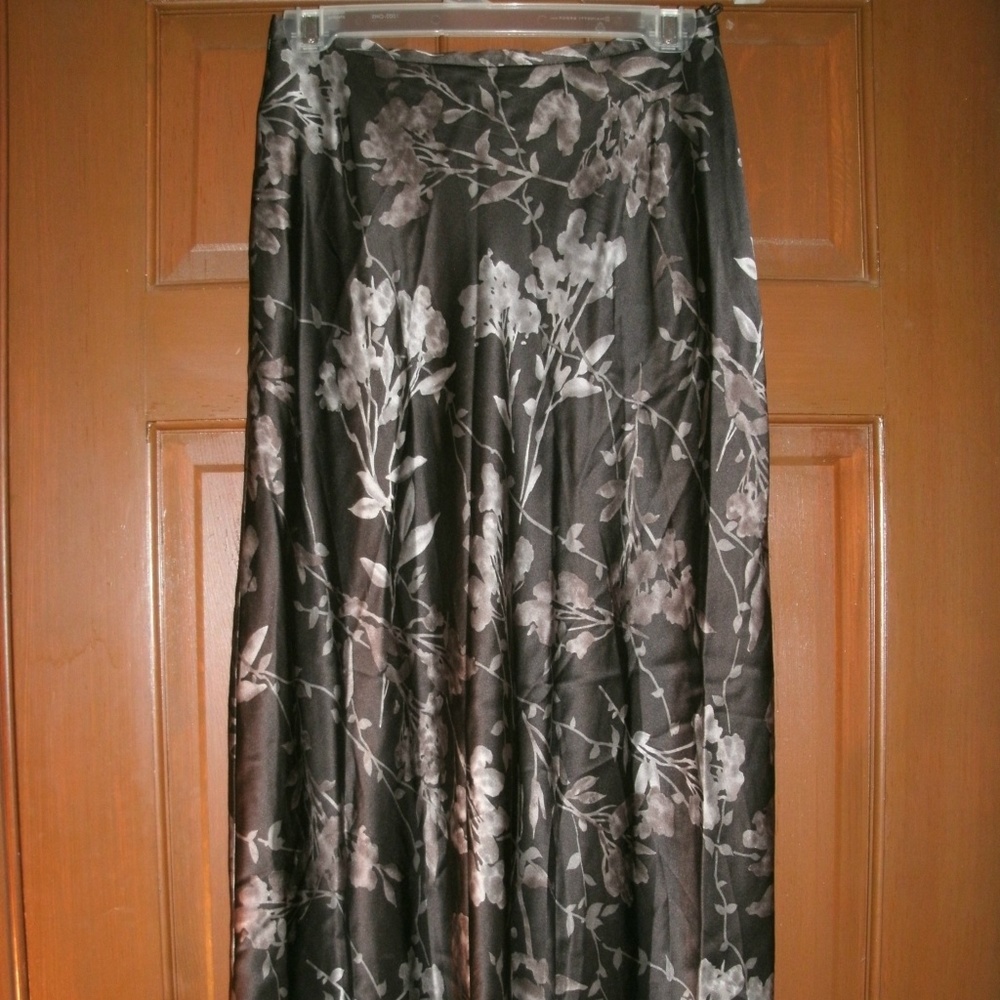 Loft Skirt Silk Floral Black Full Length Maxi 6P